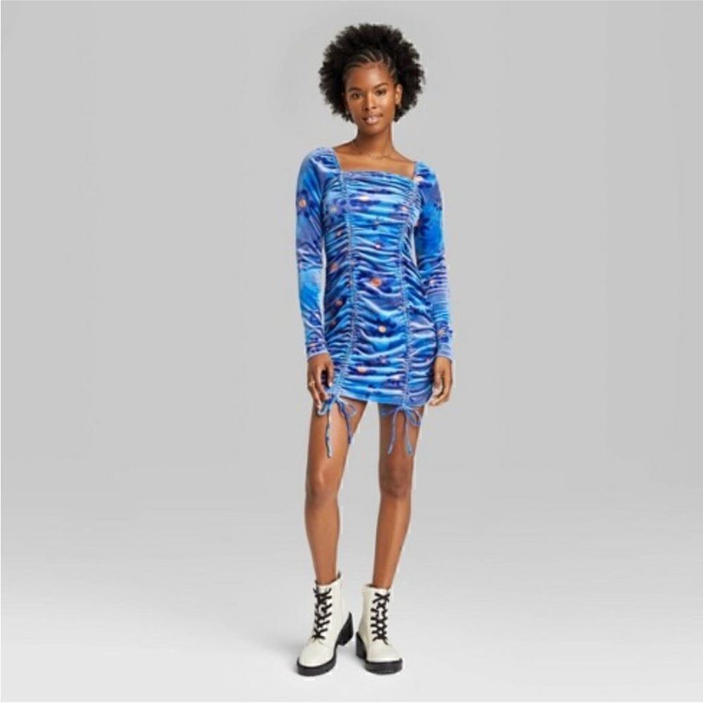 NWT Wild Fable Long Sleeve Ruched Velvet Dress Blue Floral Size Large